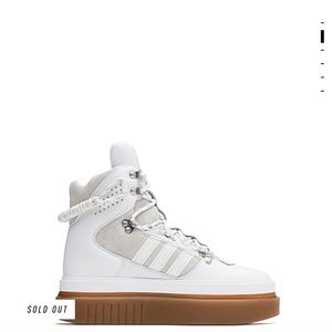 Ivy Park Super Sleek Boot